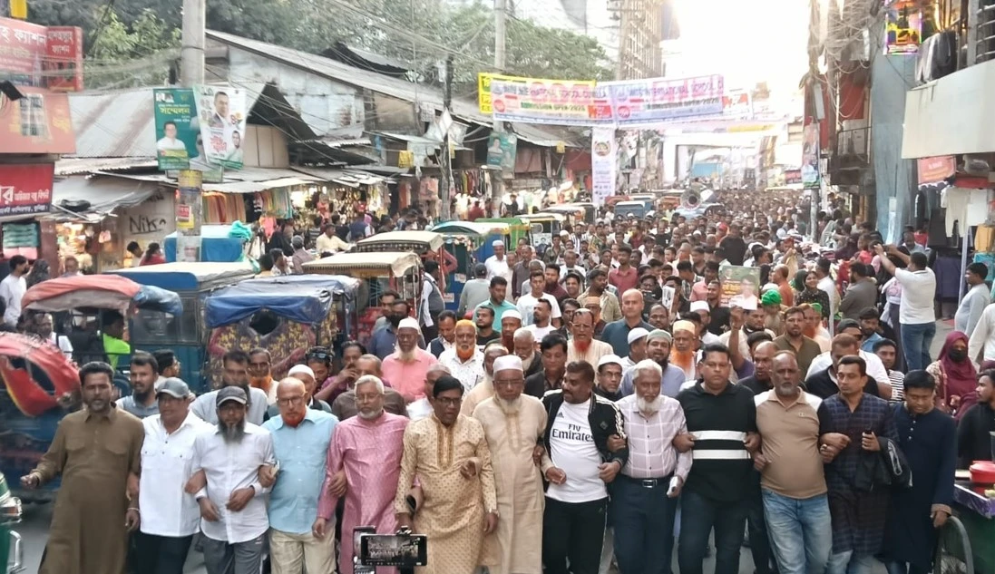 কুমিল্লায় বিএনপি’র ৩১ দফা রাষ্ট্র সংস্কার ও হাজী ইয়াছিনের ভবিষ্যৎ কর্মপরিকল্পনার লিফলেট বিতরণ ও মিছিল